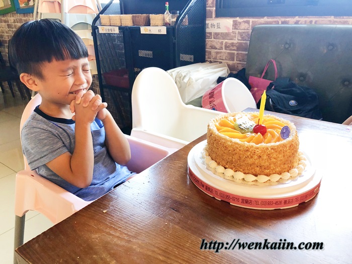 【5Y】邱吉吉5歲生日快樂：謝謝你的天真可愛及大神經。 - ５歲生日, 孩子生日, 幼稚園慶生, 生日快樂, 生日祝福 - 雨立今=霠