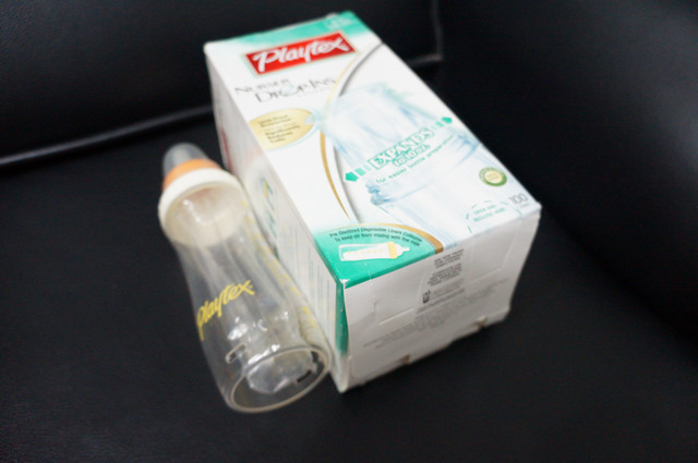 育兒推薦：英國Trunki 兒童旅行箱＋Playtex 防脹氣拋棄式奶瓶，出遊好幫手。 - 雨立今=霠