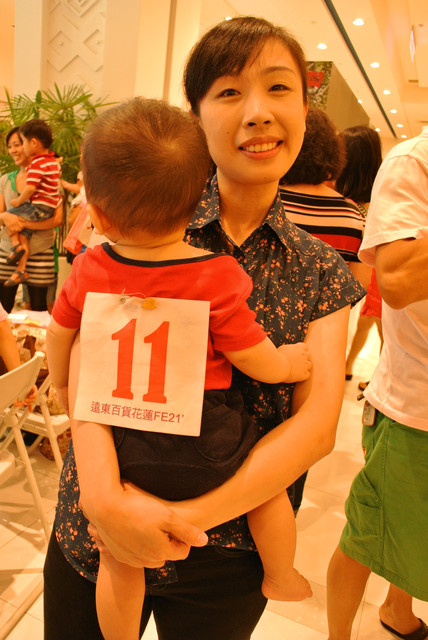 【8M15D】花蓮遠東：2012年 x 邱言言的寶寶爬行比賽初體驗。 - 雨立今=霠