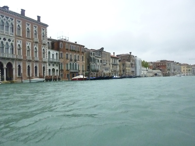 2010.10義大利蜜月Day5：威尼斯 Venice，我終於來了 - 2010年義大利：蜜月旅行 - 雨立今=霠