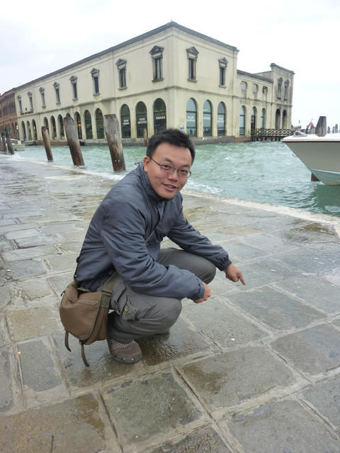 2010.10義大利蜜月Day5：威尼斯 Venice，我終於來了 - mary mccarthy, 威尼斯 名牌, 威尼斯 墨魚麵, 威尼斯 貢多拉, 威尼斯廣場, 義大利 威尼斯, 義大利 貢多拉 - 雨立今=霠