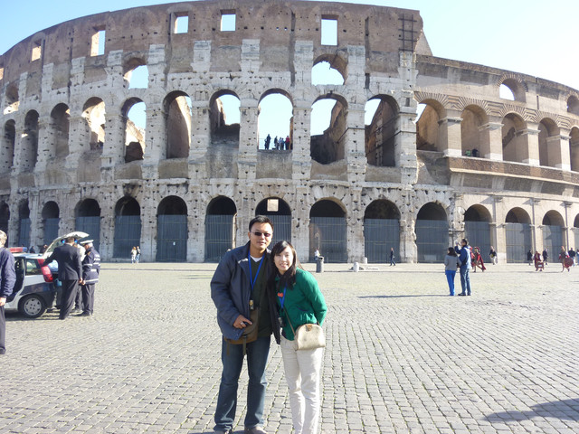 2010.10義大利蜜月Day1：我的羅馬假期 - 凱旋門, 羅馬, 羅馬競技場, 義大利 - 雨立今=霠