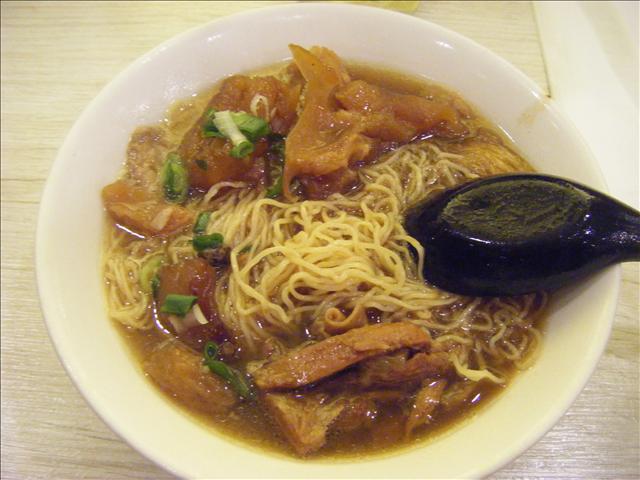 香港的食物不好吃篇：好好粥麵、大家樂、沾仔記 - 雨立今=霠