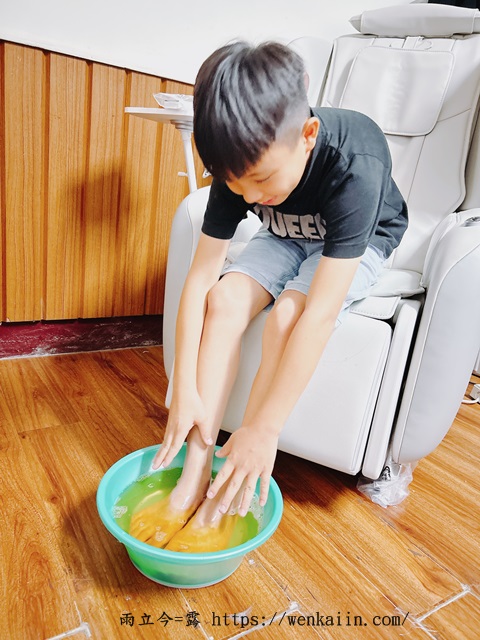 【英國抗菌專家】沙威隆Savlon：六十年歷史悠久的經典商品，清潔保護一次完成！家家必備的商品，英國60年 ICP® 抗菌配方，用沙威隆呵護全家。 - #99抗菌力, #ICP抗菌配方, #Savlon, #沙威隆, #潔身液, #英國抗菌專家, 沙威隆dcard, 沙威隆ptt, 沙威隆功效, 沙威隆泡澡, 沙威隆消毒, 沙威隆潔身液, 沙威隆用法, 沙威隆評價, 潔身液推薦 - 雨立今=霠